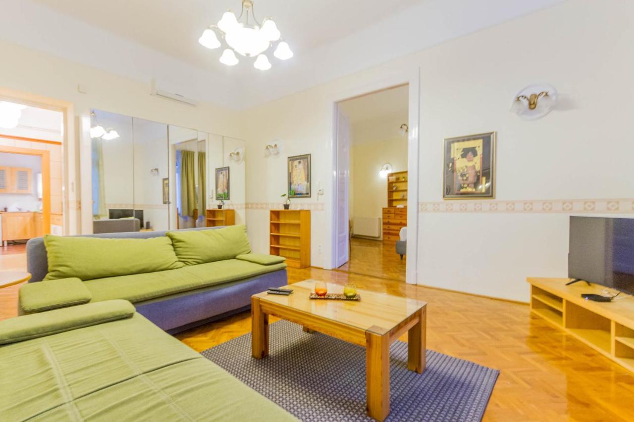 Apartmán Friend Of Deak Ferenc Budapešť Exteriér fotografie
