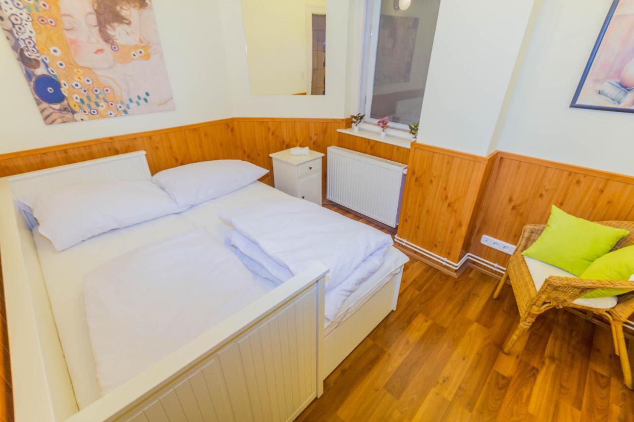 Apartmán Friend Of Deak Ferenc Budapešť Exteriér fotografie